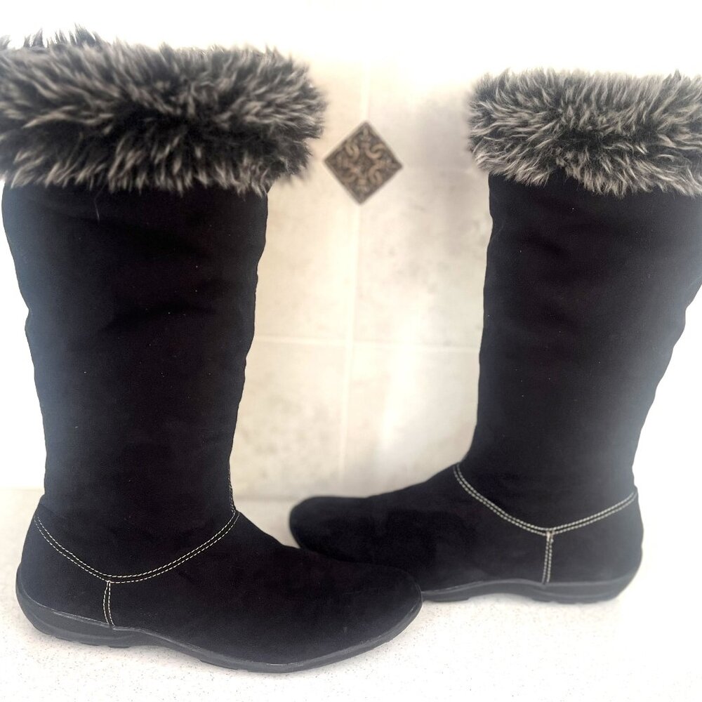 NATURAL SOUL BY NATURALIZER TALL SUEDE LIKE BOOTS WITH FAUX FUR LINING - 8.5M